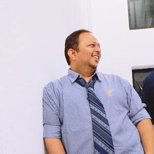 Meet your Posher, Bhavin